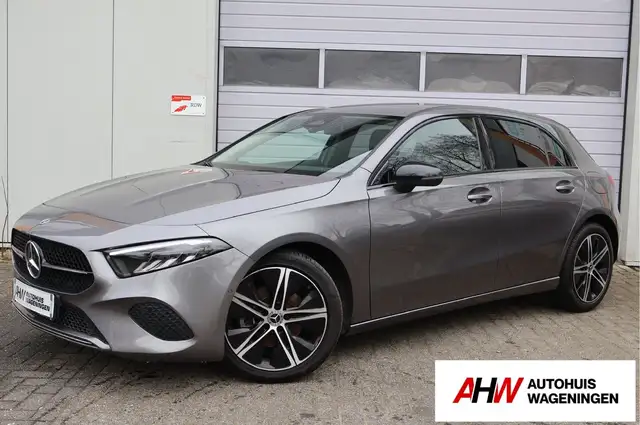 Mercedes-Benz A 180 Business Line