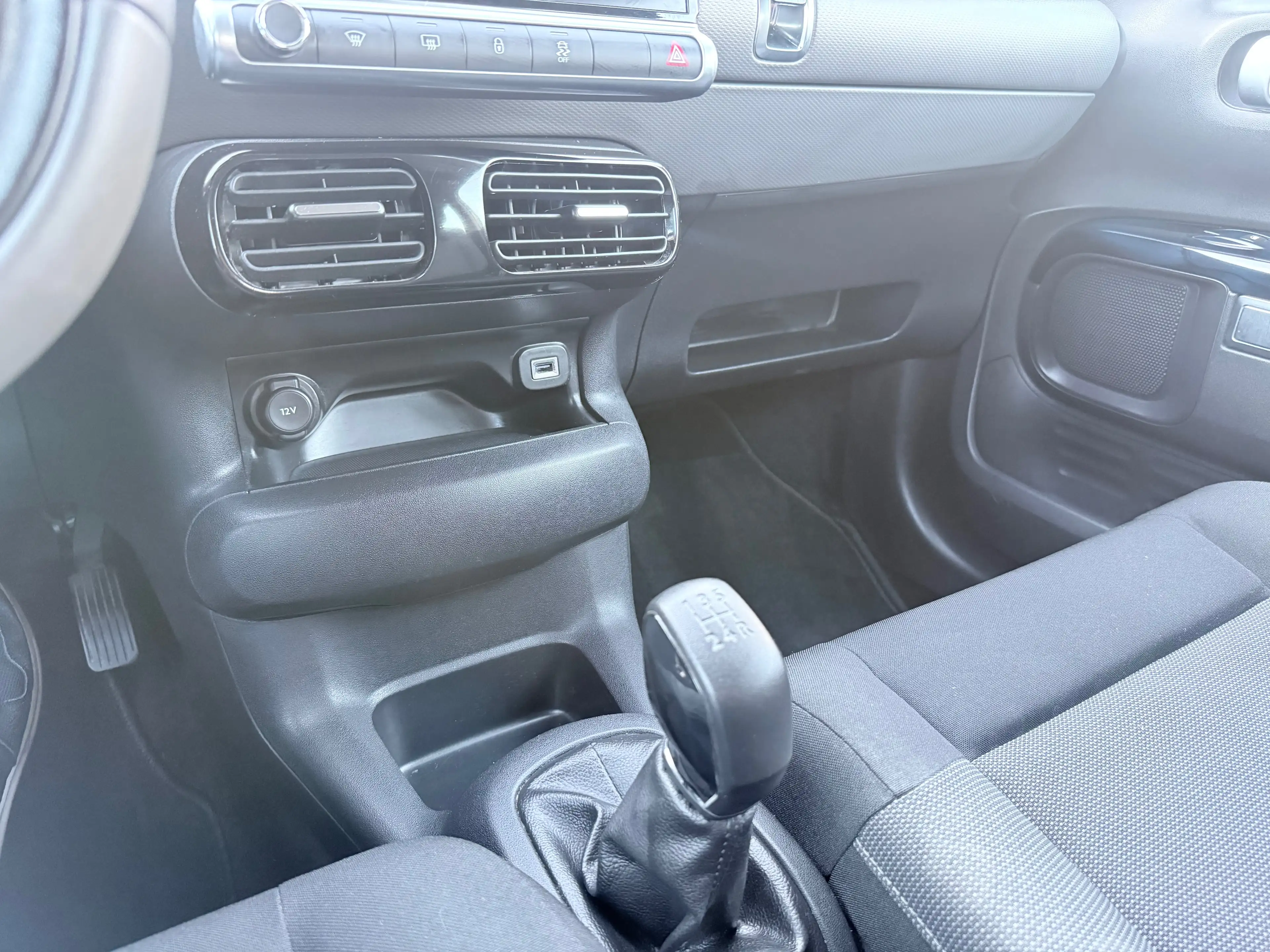 Citroen C4 Cactus 1.6 HDI Selection ERST: 99.000Km EURO 6 — photo 20
