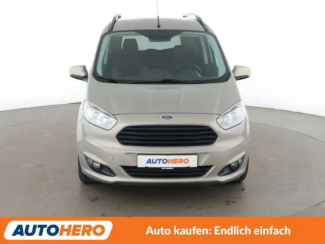 Ford Tourneo Courier view 9