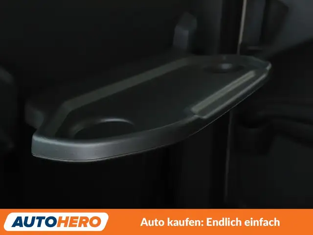 Ford Tourneo Courier view 26