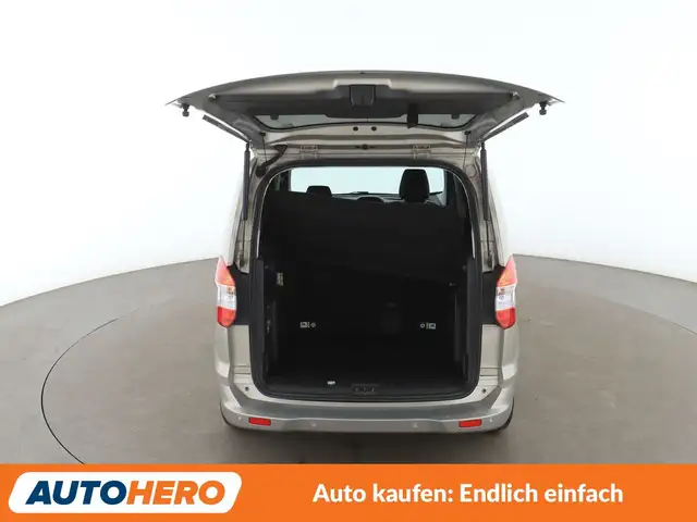 Ford Tourneo Courier view 16