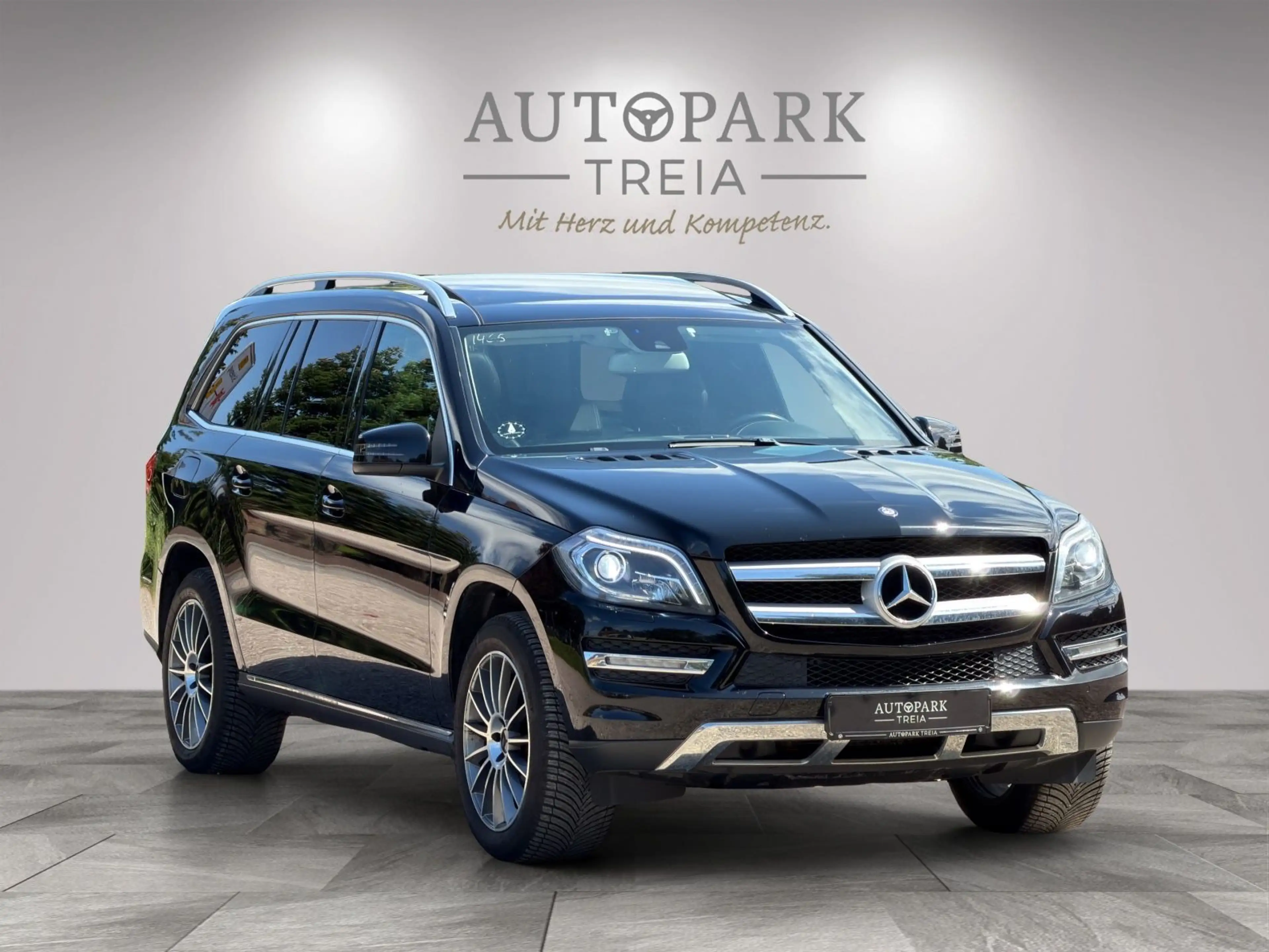 Mercedes-Benz GL 350 BlueTec 4Matic 7 SITZE|AHK|PANO|NAVI|TEMP