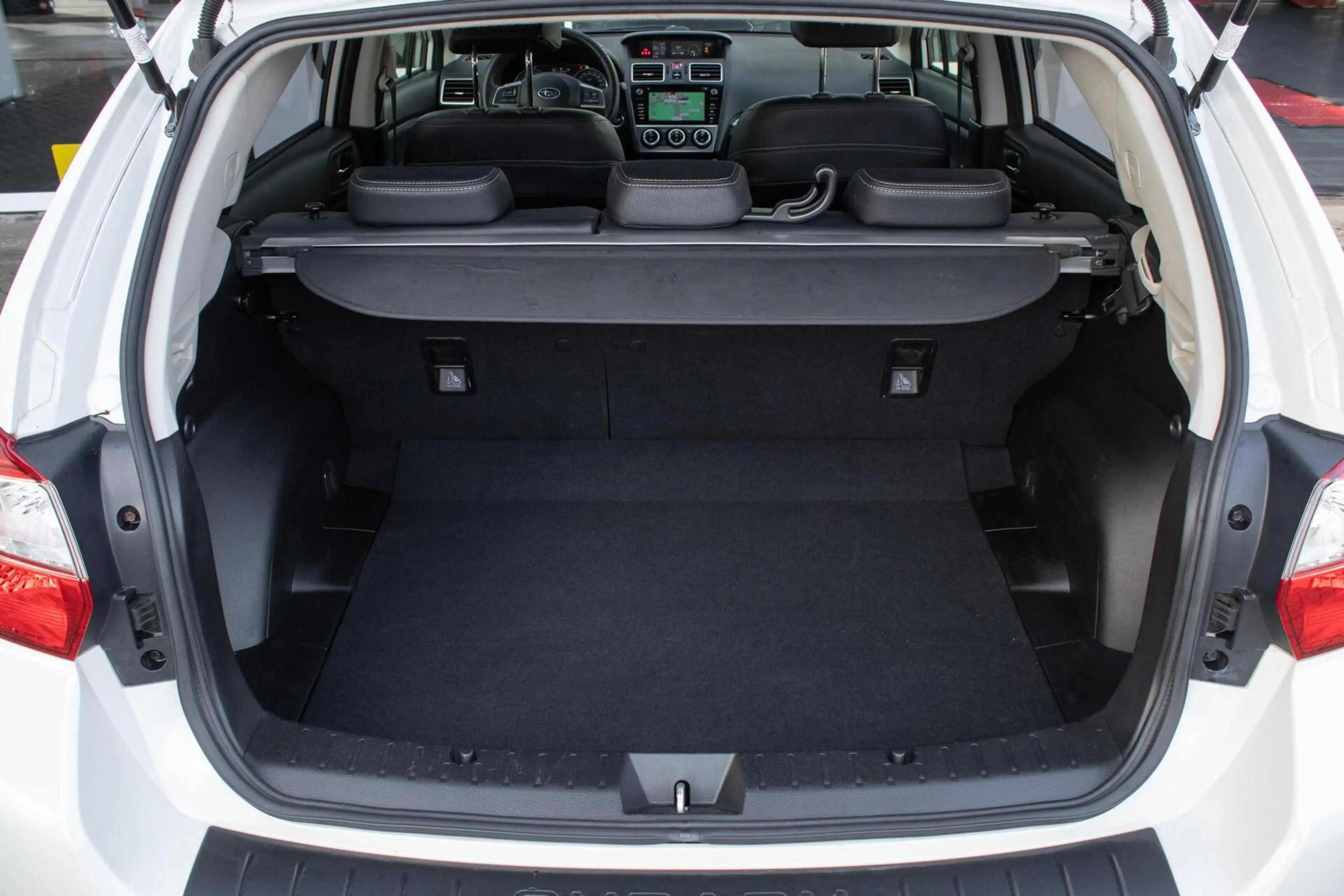 Subaru XV 2.0 CVT Premium | Trekhaak | Navigatie | Lederen b — photo 13