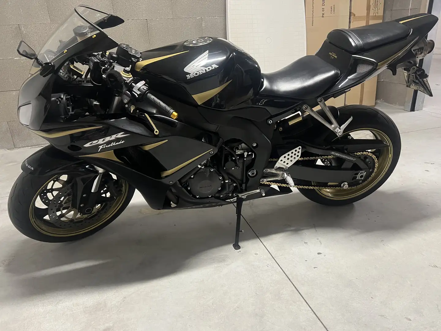 Honda CBR 1000 fireblade RR - 2