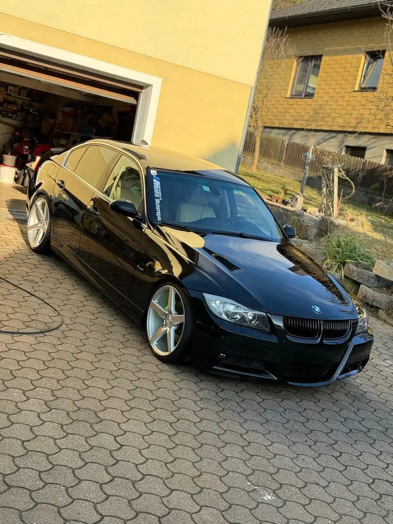 BMW 330 330i Fekete - 1