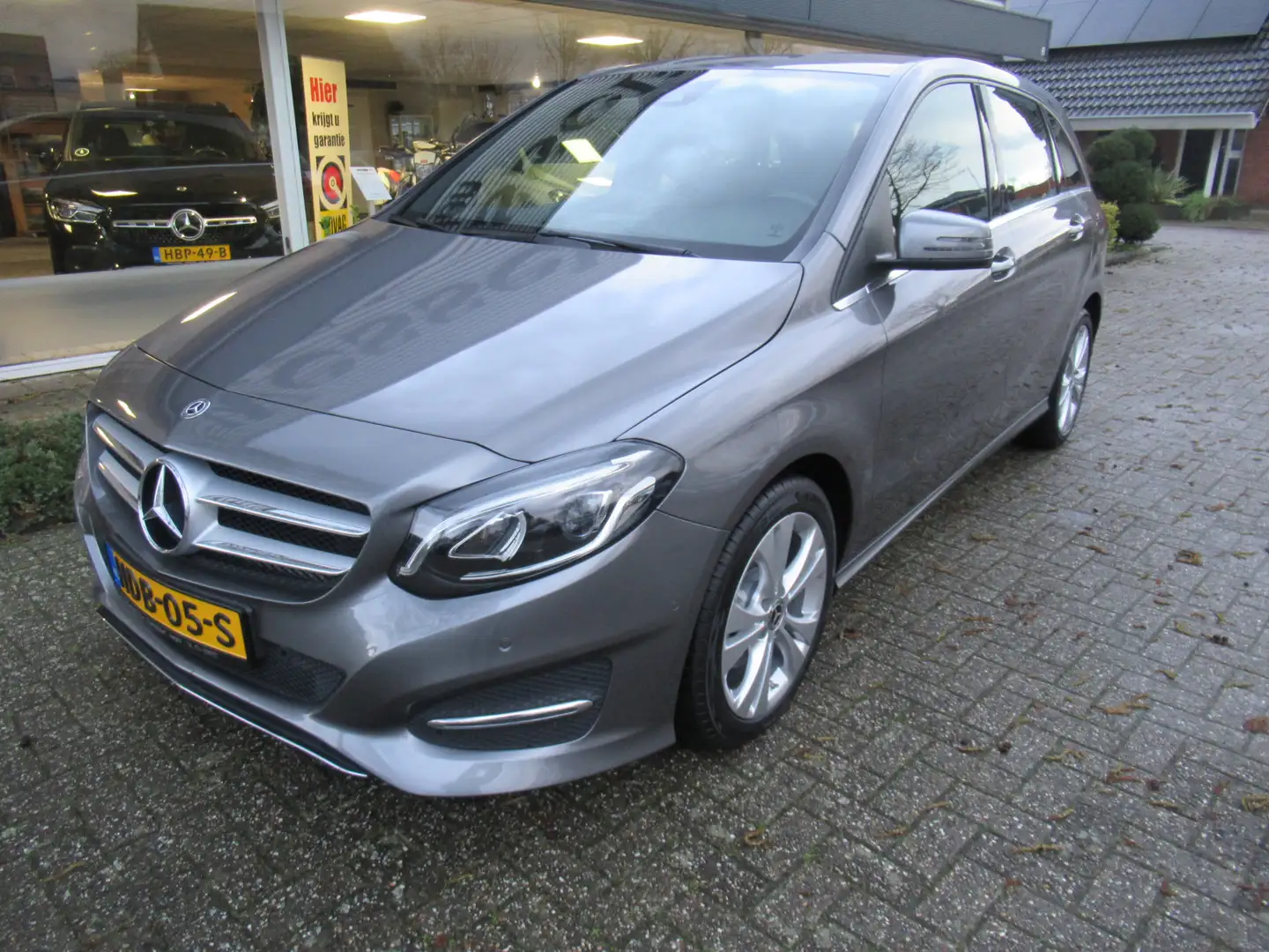 Mercedes-Benz B 200 Ambition/Automaat Gris - 1