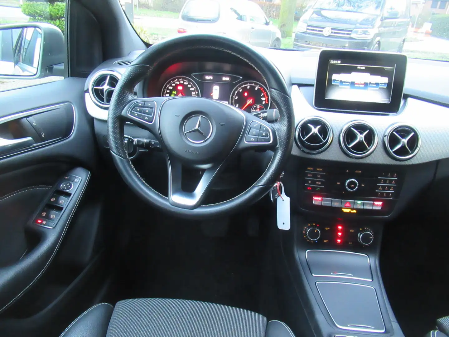 Mercedes-Benz B 200 Ambition/Automaat Gris - 2