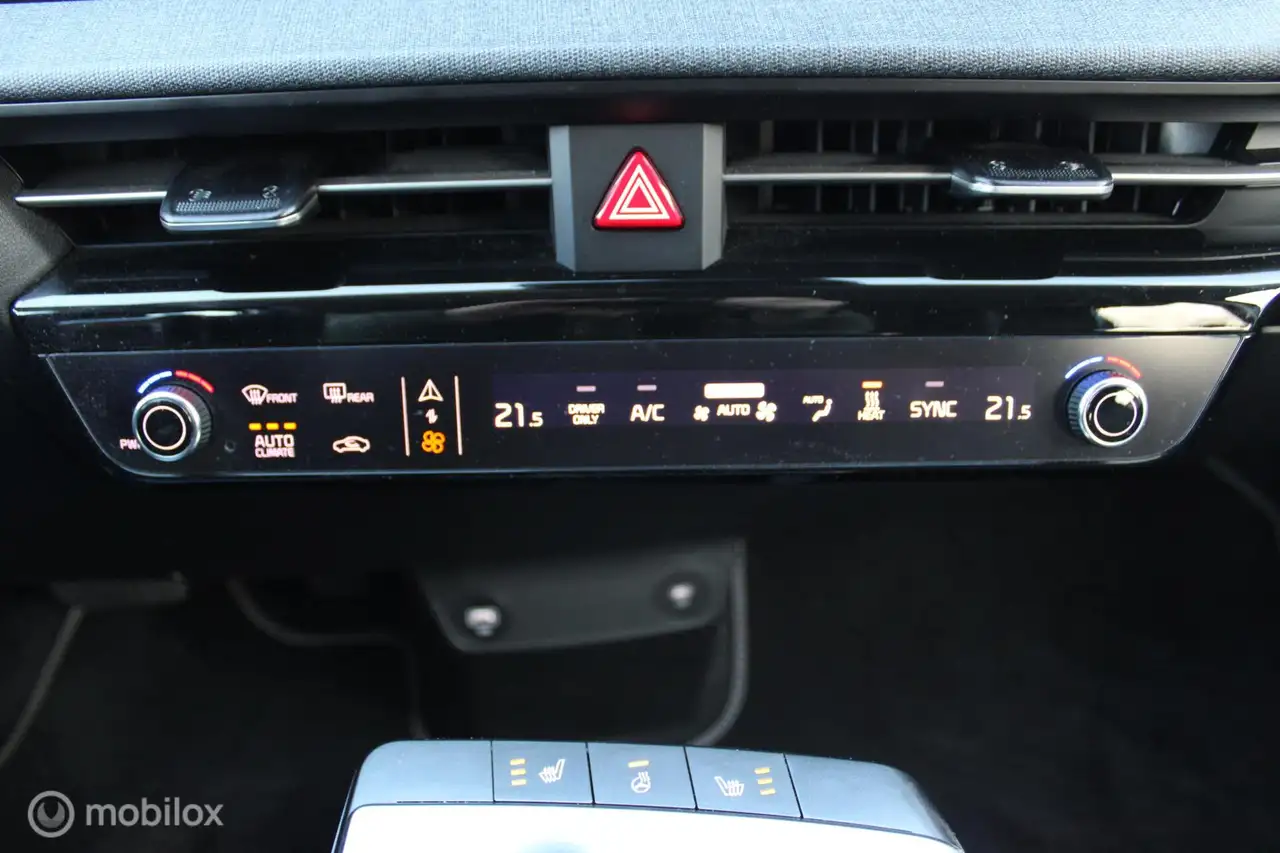 Kia EV6 Light Edition 58 kWh, 3 fase, Stoel-stuurverwarmin 18