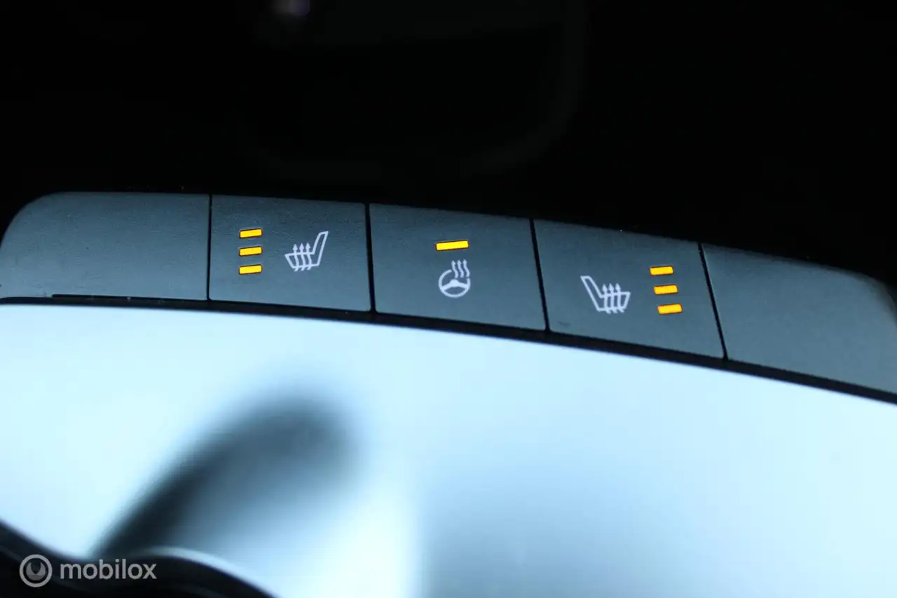 Kia EV6 Light Edition 58 kWh, 3 fase, Stoel-stuurverwarmin 8