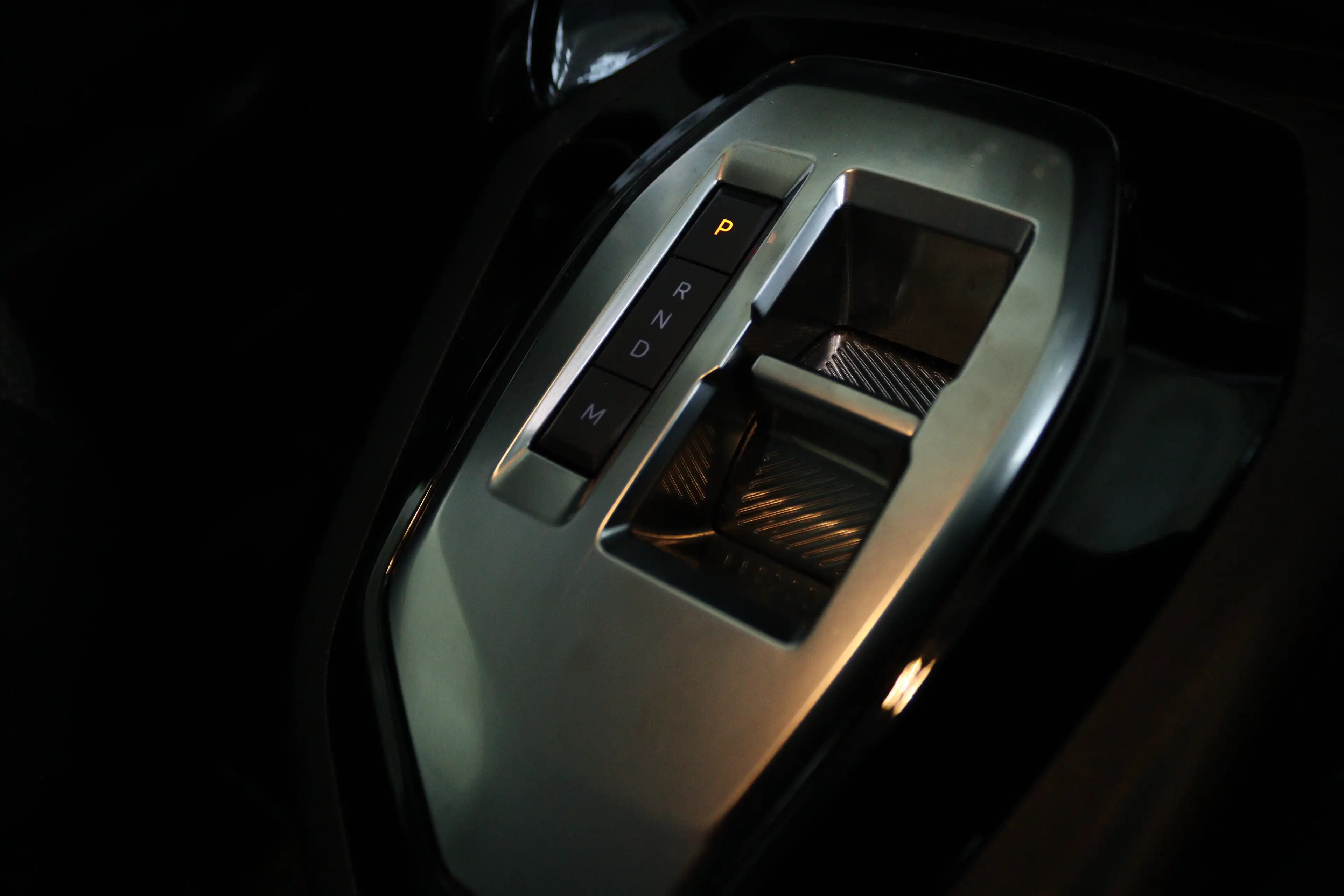 Peugeot 208 Hybrid 110 e-DCS6 Active | Cruise Control | Carpla — photo 9
