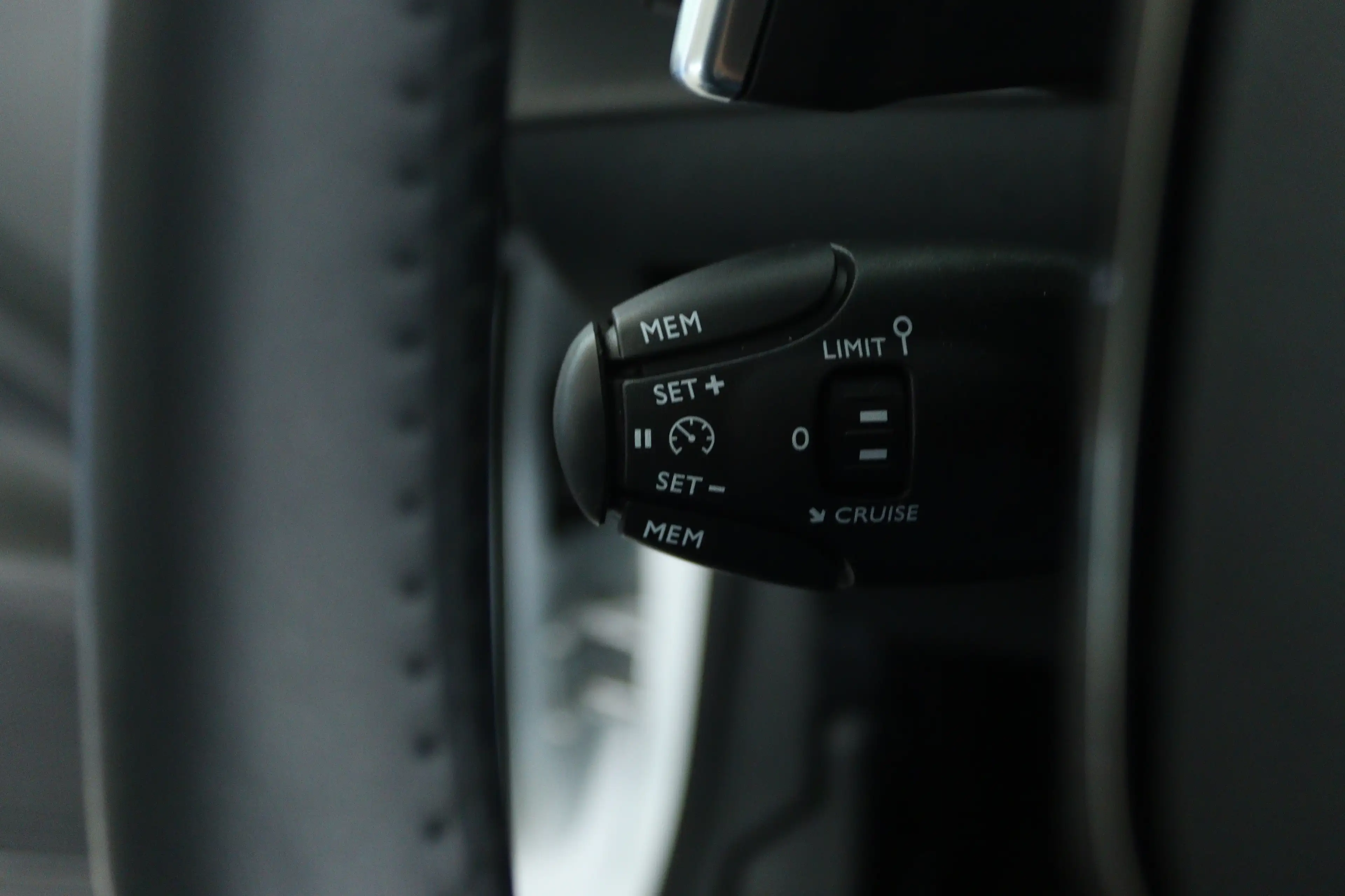 Peugeot 208 Hybrid 110 e-DCS6 Active | Cruise Control | Carpla — photo 14