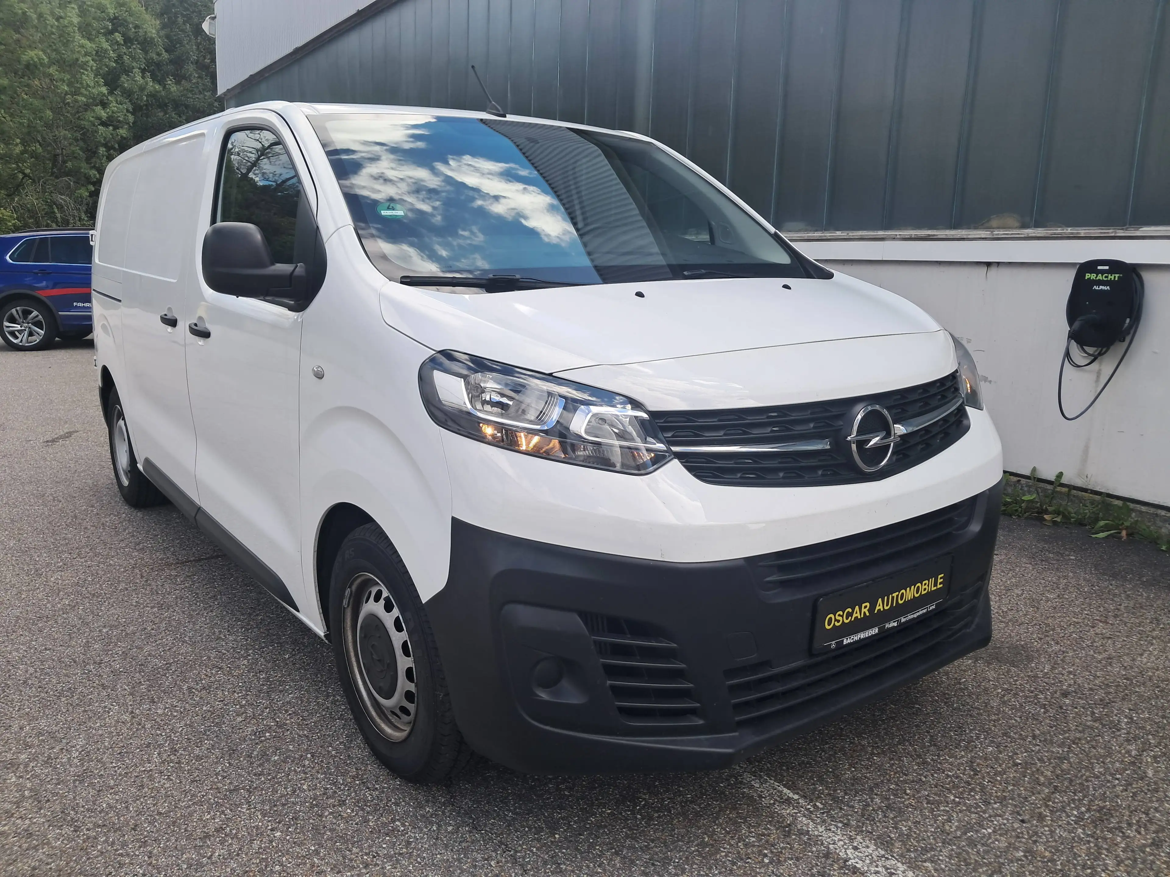 Opel Vivaro Vivaro 1.5 D 1.5 D Cargo S Selection — photo 3