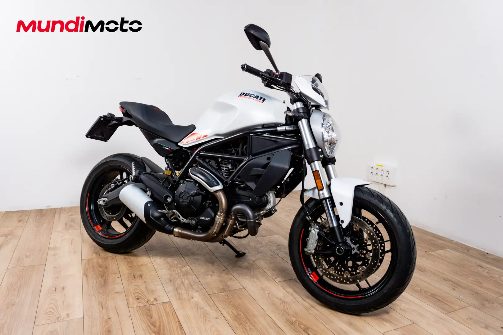 Ducati Monster 797 - 2