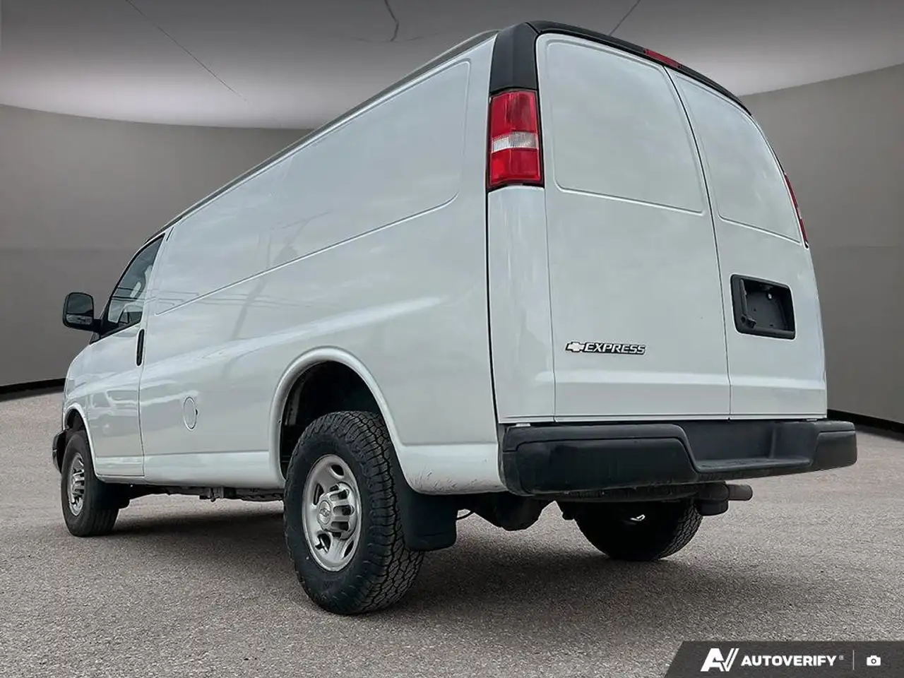 Chevrolet Express 2500 снимка Chevrolet Express 2500