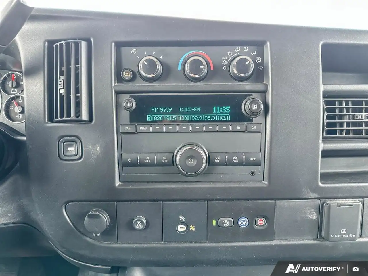 Chevrolet Express 2500 снимка Chevrolet Express 2500