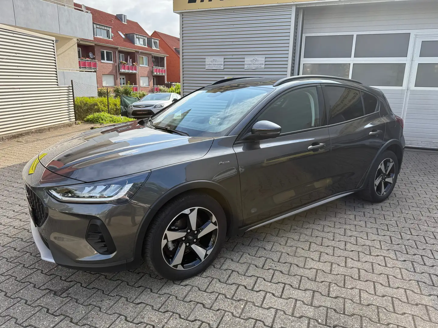 Ford Focus Active X Grau - 2