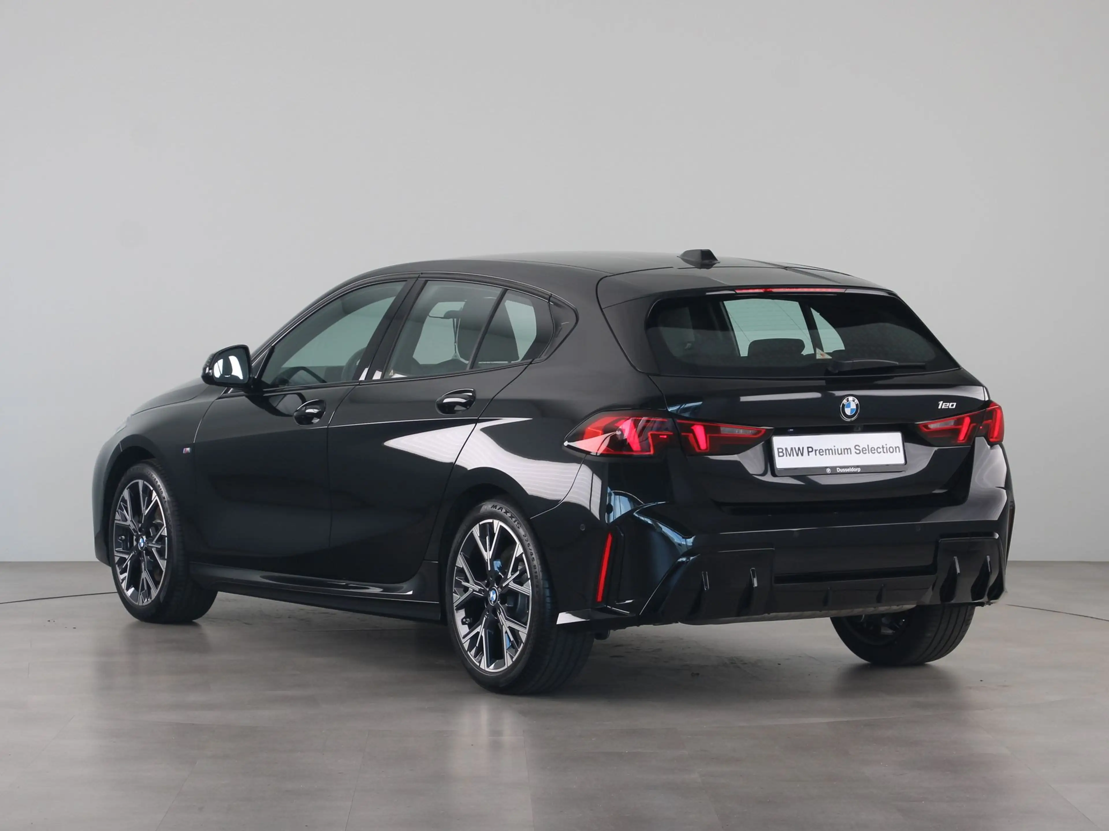 BMW 120 1 Serie M-Sport — photo 12