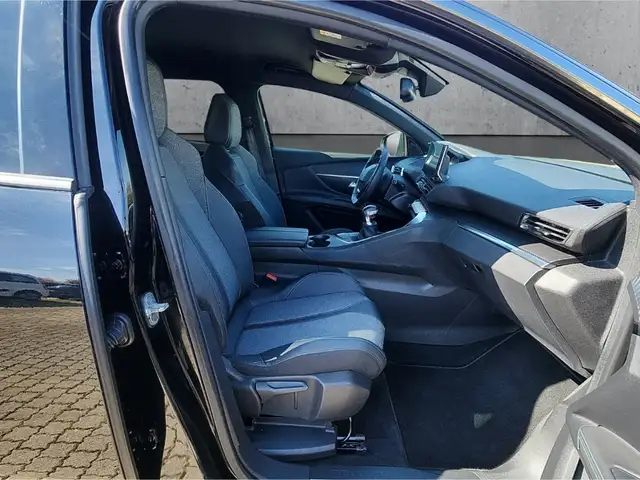 Peugeot 5008 view 13