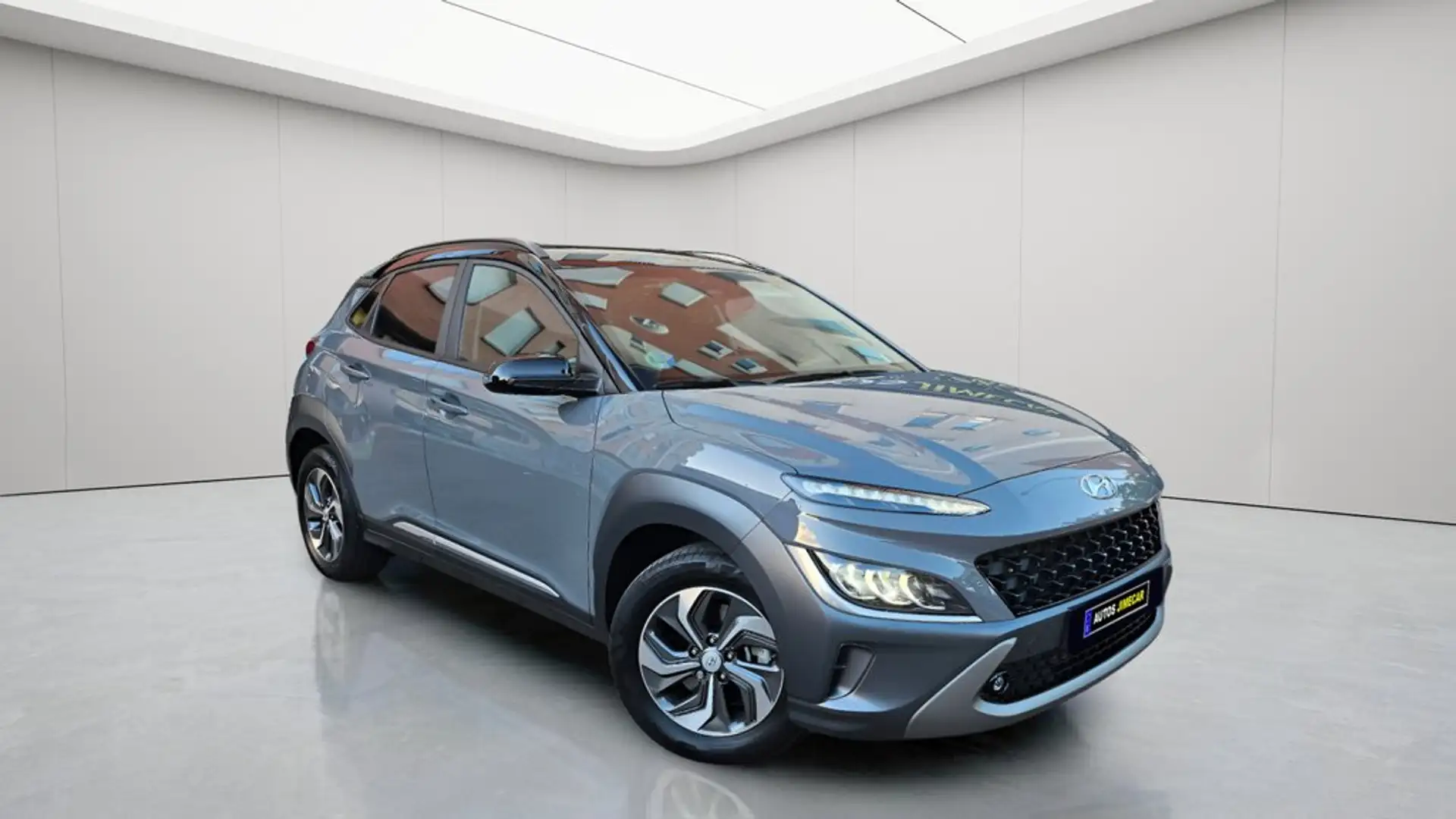 Hyundai KONA 1.6 GDI HEV Tecno 2C DCT Gris - 2