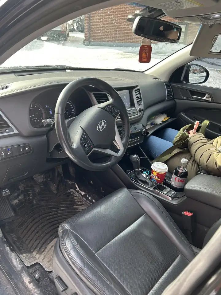 Hyundai TUCSON снимка Hyundai TUCSON
