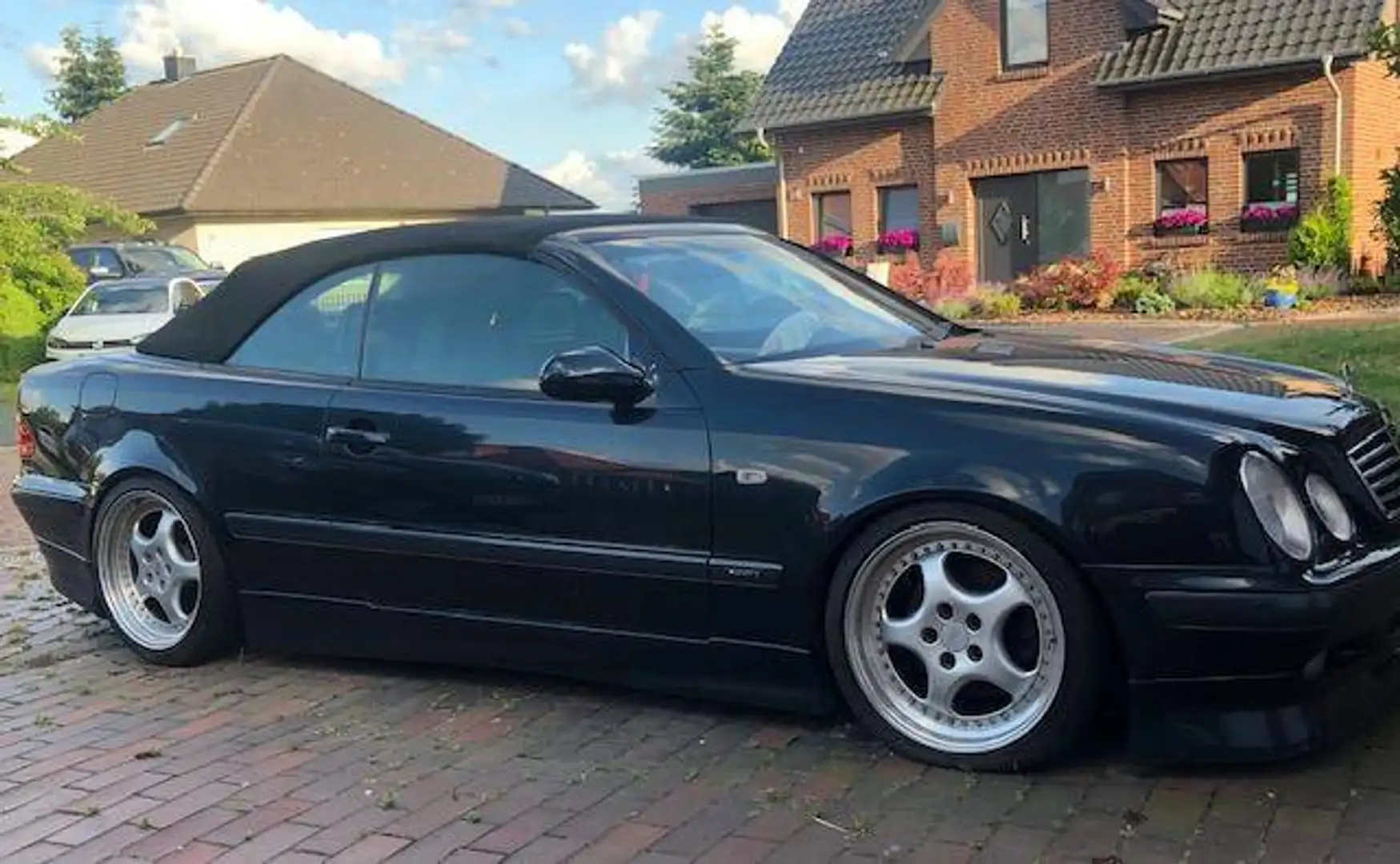 Mercedes-Benz CLK 230 CLK Cabrio 230 Kompressor Sport Schwarz - 2