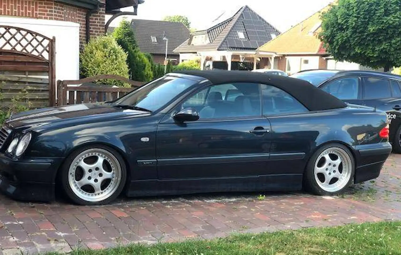 Mercedes-Benz CLK 230 CLK Cabrio 230 Kompressor Sport Schwarz - 1