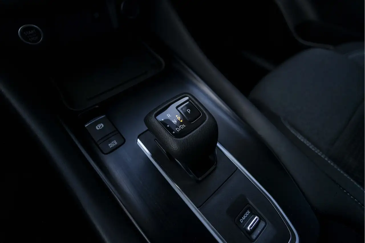 Nissan Qashqai 1.3 MHEV Xtronic N-Connecta 360° Camera 19", миниатюра 20