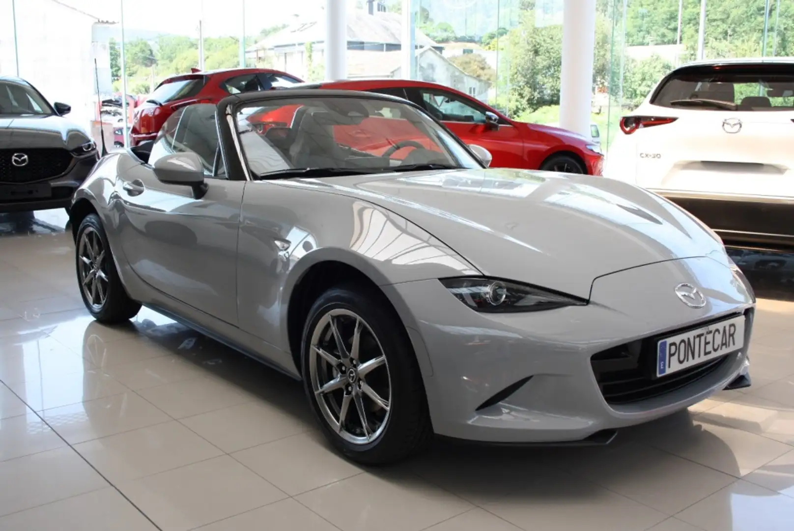 Mazda MX-5 ST 1.5 Skyactiv-G Exclusive-Line Gris - 1