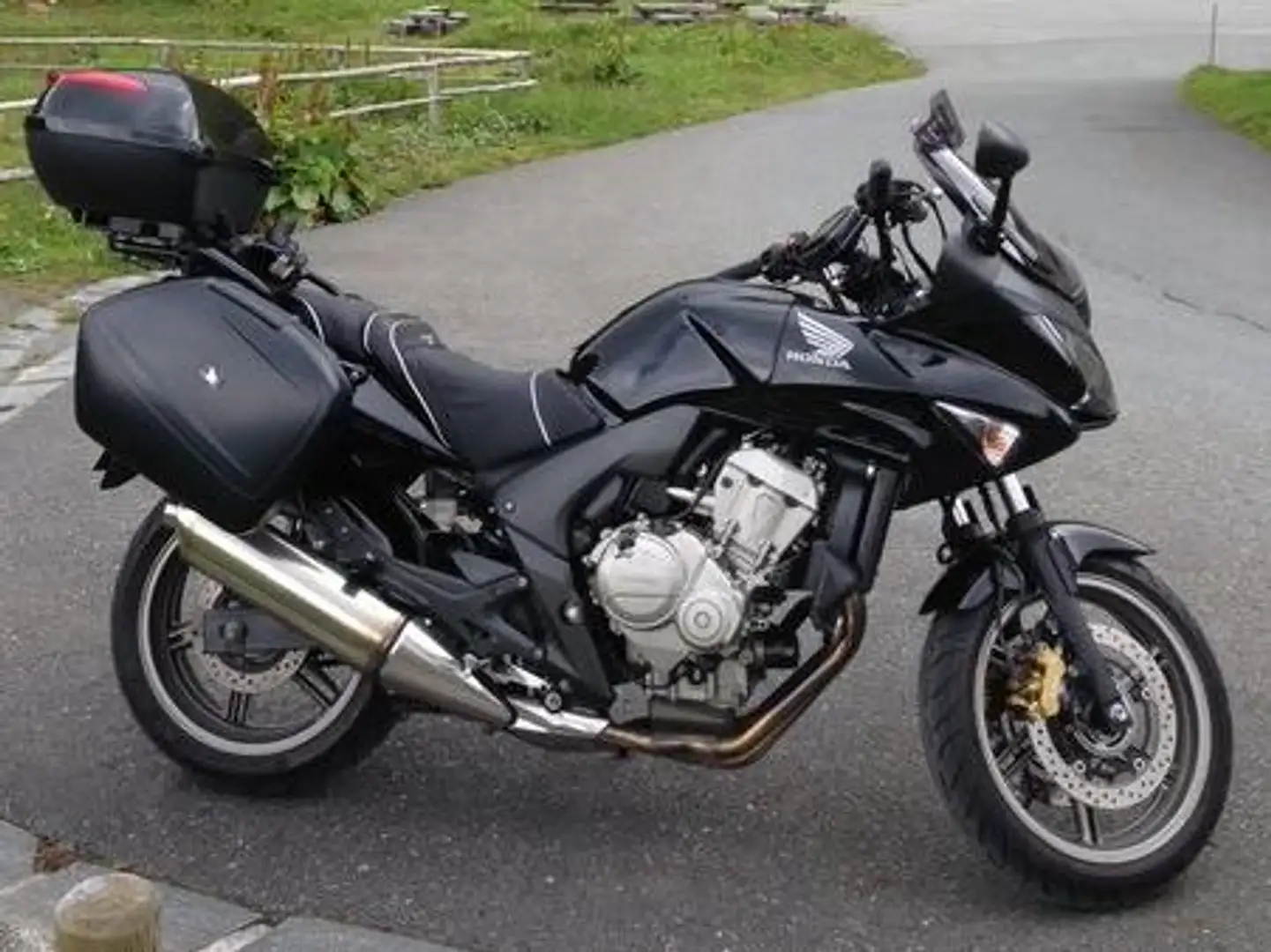 Honda CBF 600 Negro - 1