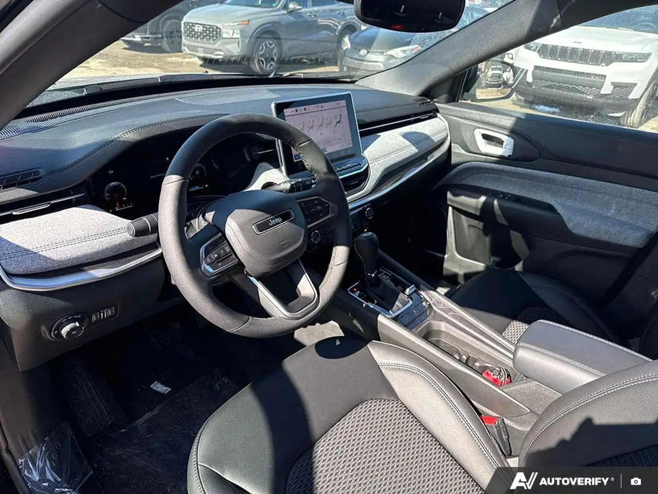 Jeep Compass photo Jeep Compass