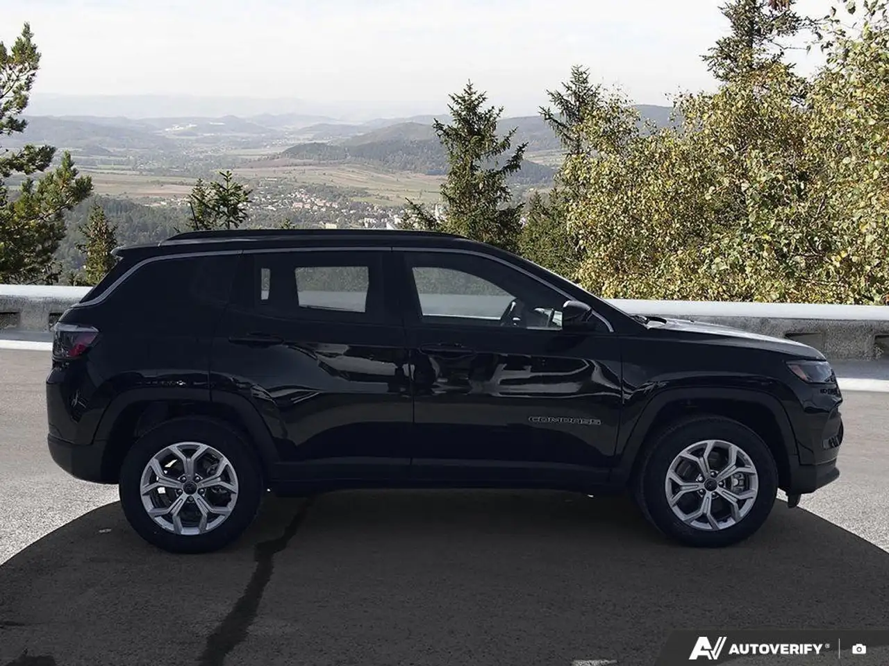 Jeep Compass photo Jeep Compass