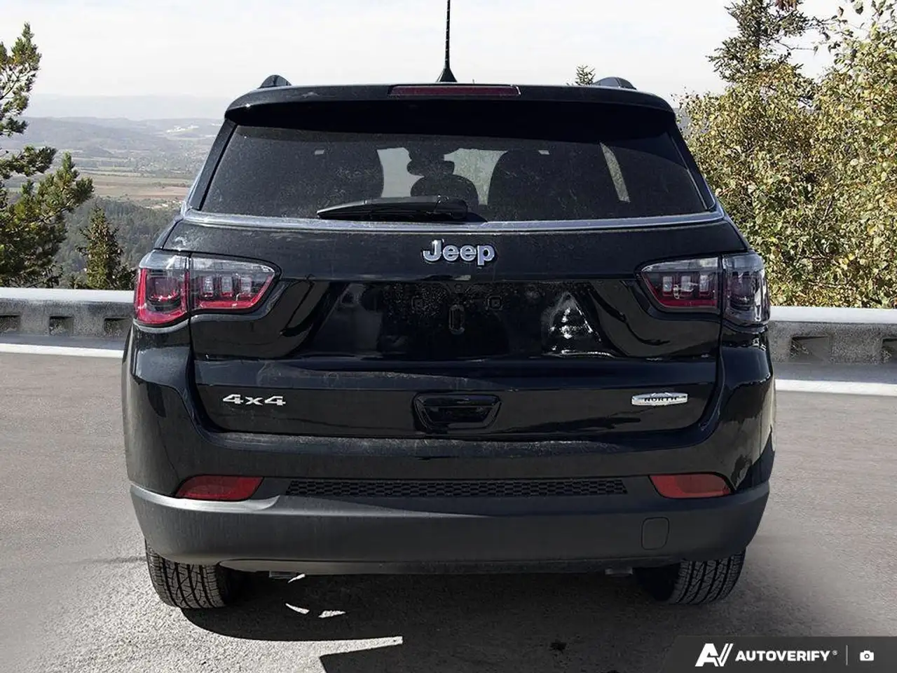 Jeep Compass photo Jeep Compass