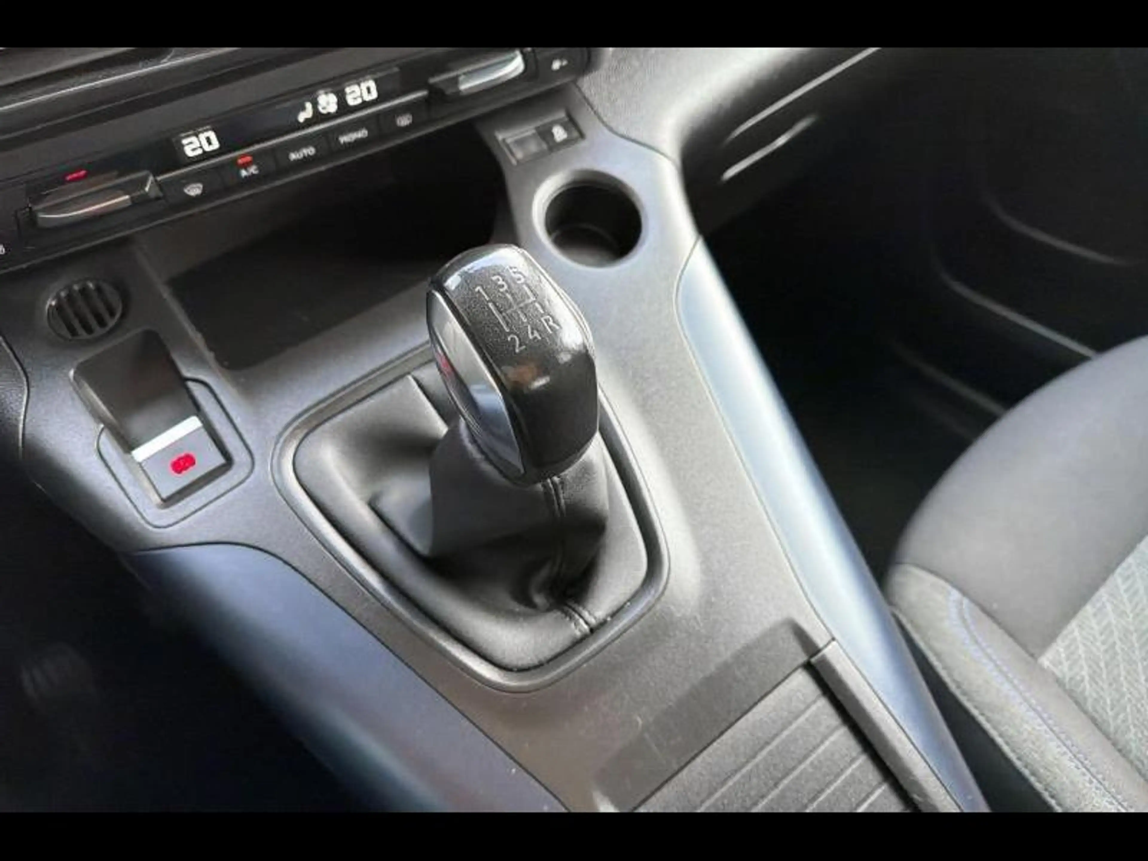 Peugeot Rifter Allure.GPS.CARPLAY.CAMERA.ANDROID AUTO — photo 13
