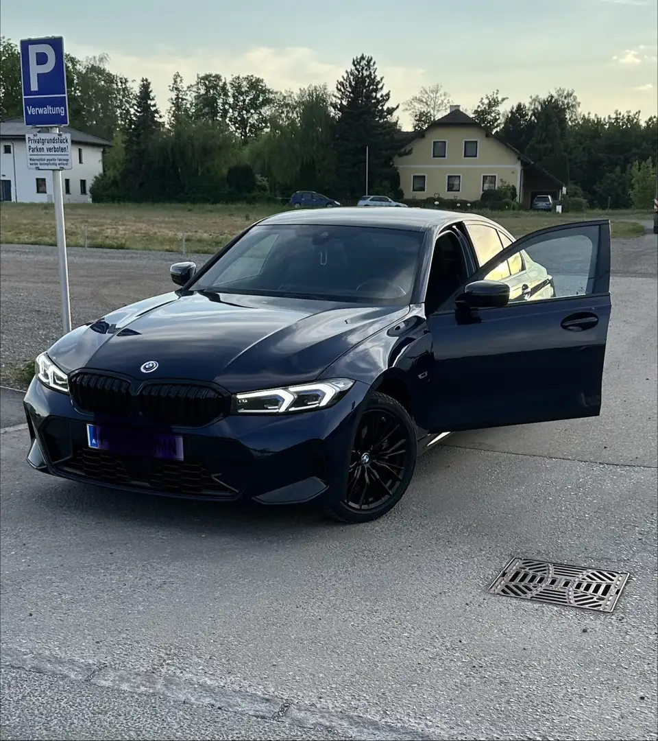 BMW 330 330e xDrive - 1