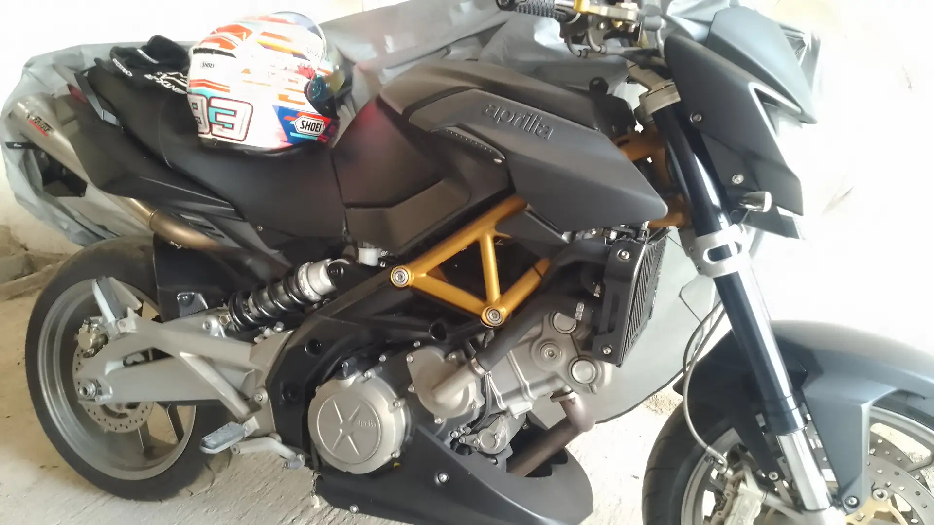 Aprilia Shiver 750 - 1