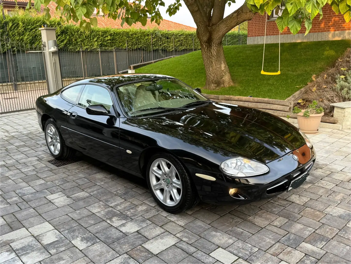 Jaguar XK8 Nero - 1