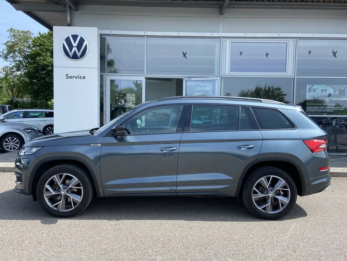 Skoda Kodiaq 2.0 TDI DSG Sportline 19"+NAVI-COLUMBUS+S Grau - 2