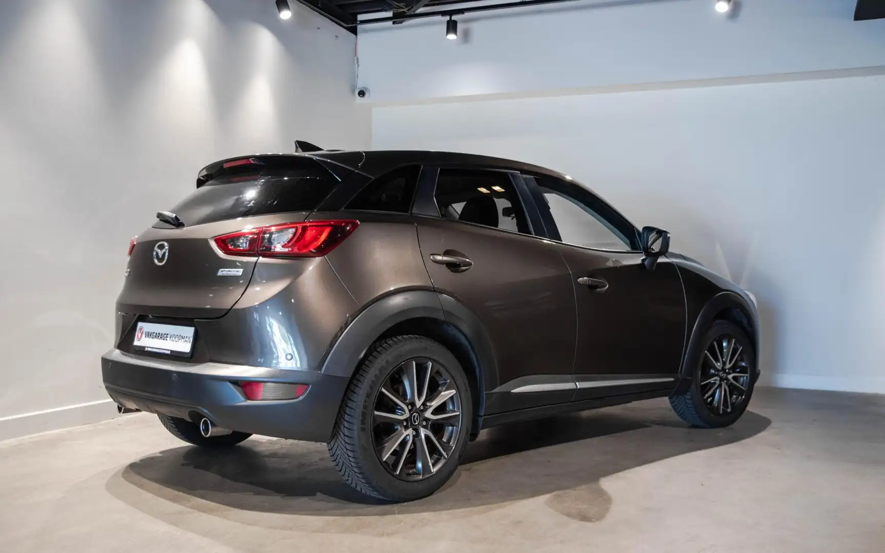 Mazda CX-3 2.0 SkyActiv-G 120 SkyLease GT Braun - 2