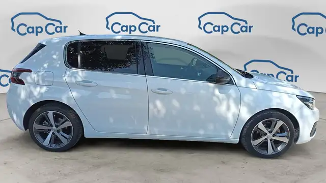 Peugeot 308 view 4