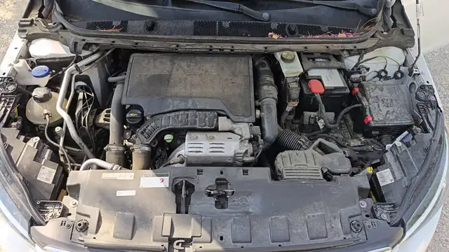 Peugeot 308 view 15