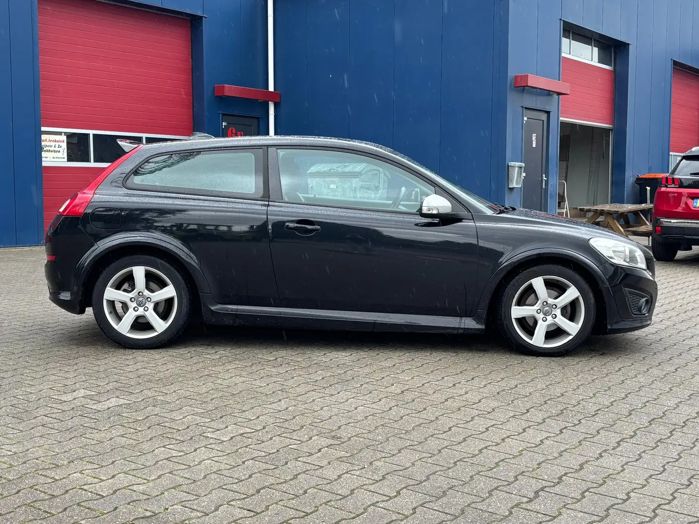 Volvo C30 1.6 D2 R-Edition | Airco + Cruise control | Zwart - 2