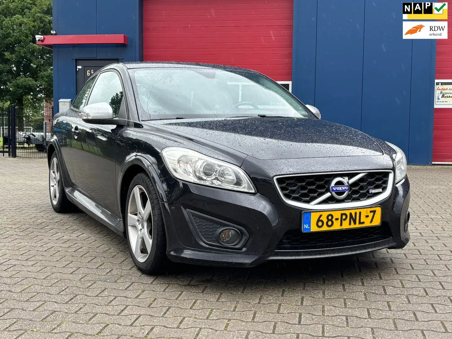 Volvo C30 1.6 D2 R-Edition | Airco + Cruise control | Zwart - 1