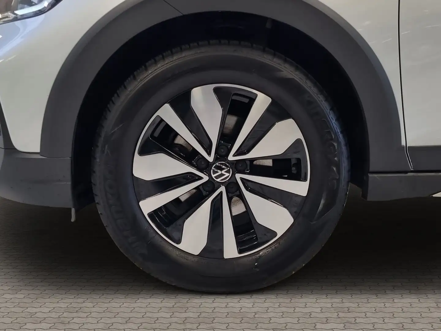 Volkswagen Taigo 1.0 TSI Goal Telefon Parksensor Radio Silber - 2