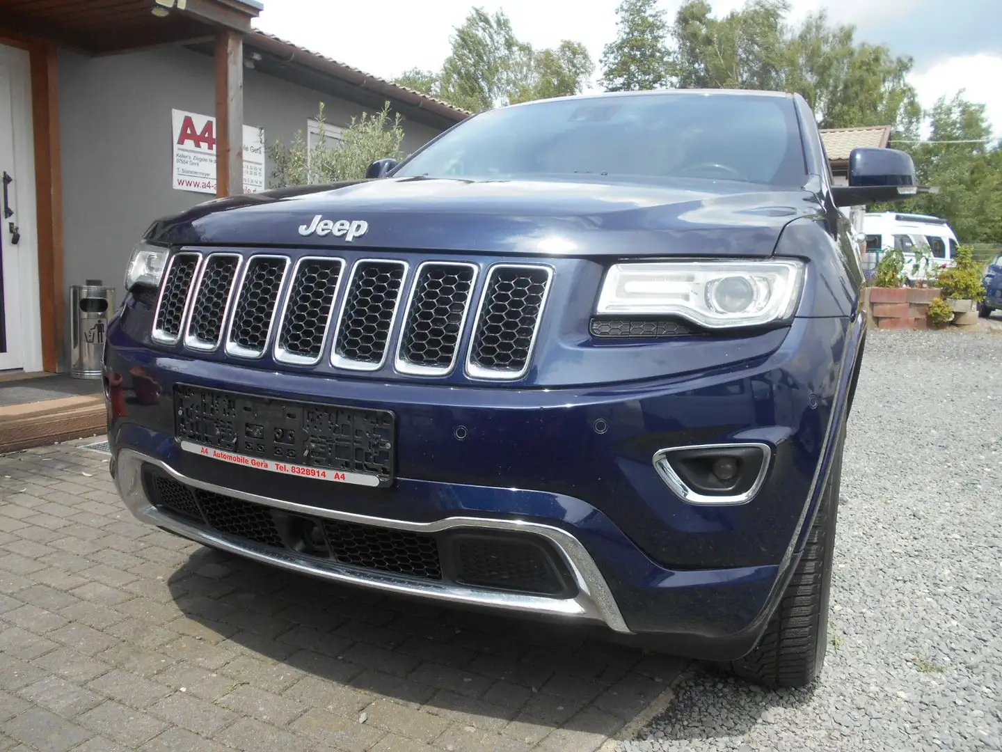 Jeep Grand Cherokee 3.0 CRD Overland Blau - 1