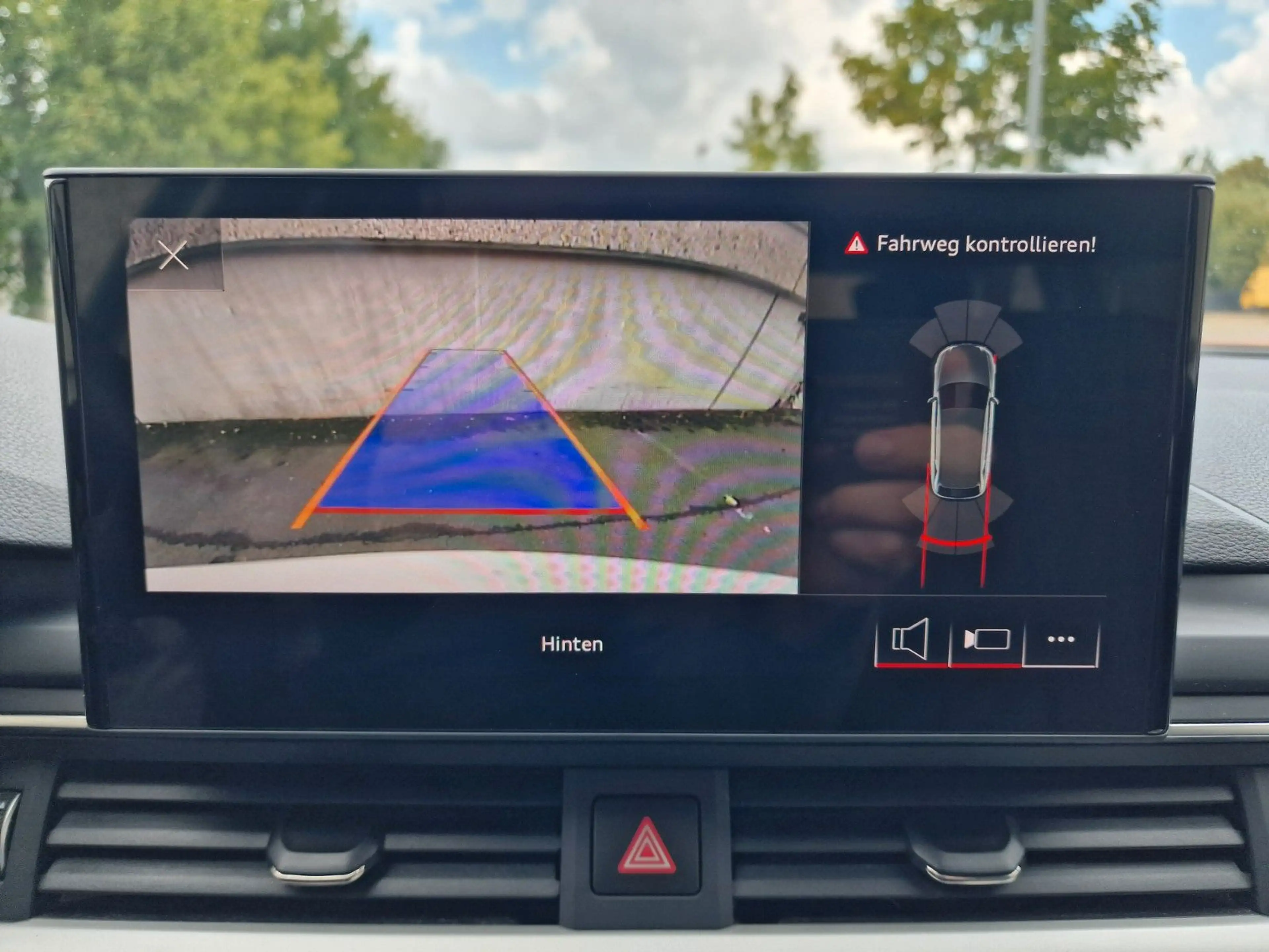 Audi A4 35 TDI S tronic Sportpaket/1HAND/HUD/VIRTUAL+ — photo 24