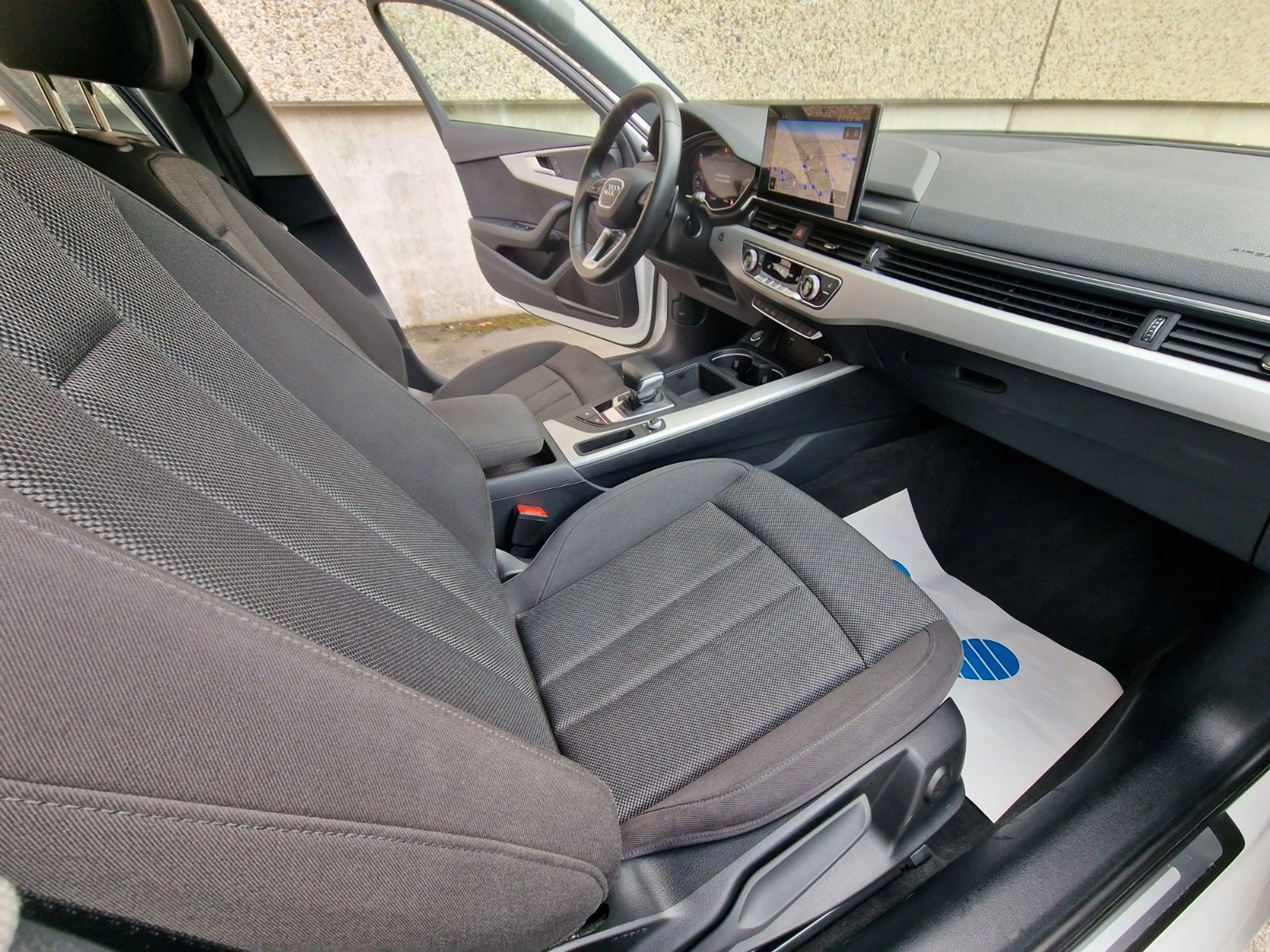 Audi A4 35 TDI S tronic Sportpaket/1HAND/HUD/VIRTUAL+ — photo 11