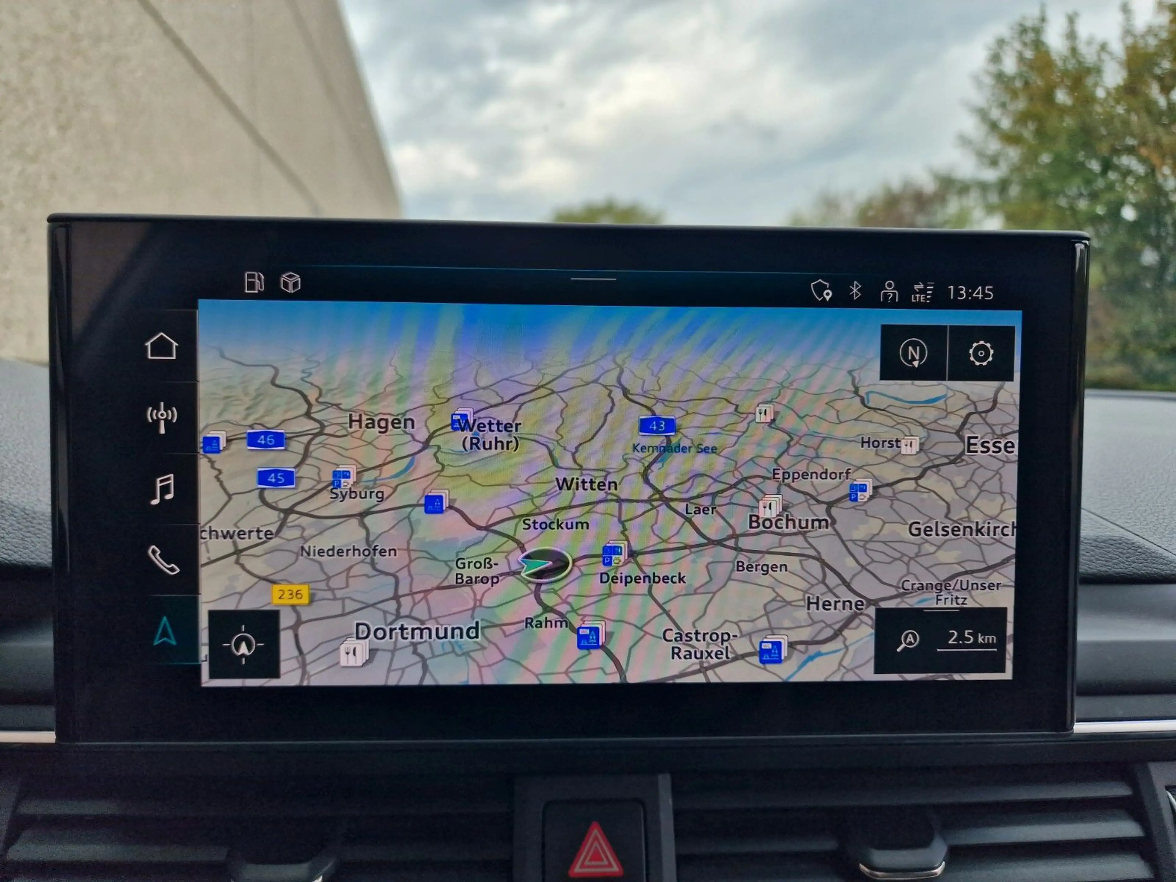 Audi A4 35 TDI S tronic Sportpaket/1HAND/HUD/VIRTUAL+ — photo 25