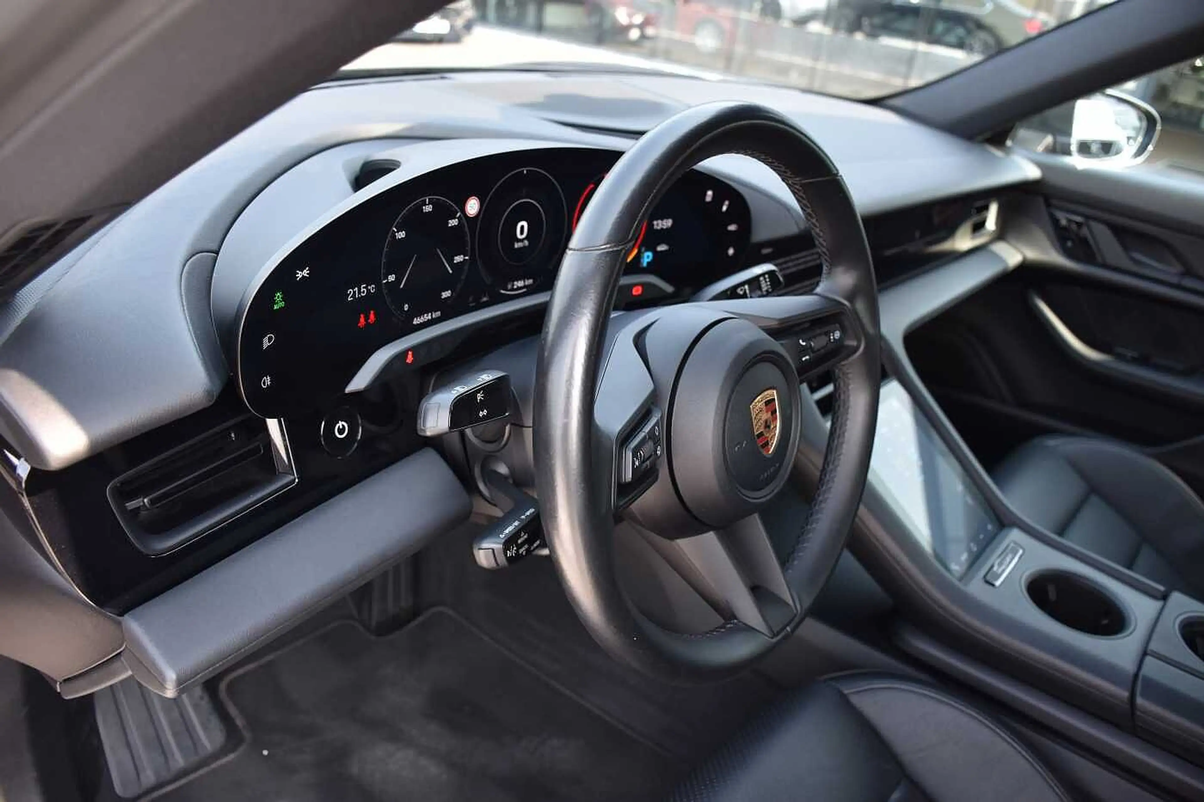 Porsche Taycan 4S Double Display Surround View 21' Alu — photo 8