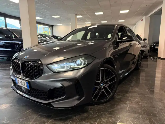 BMW 135 i xDrive - Harman kardon