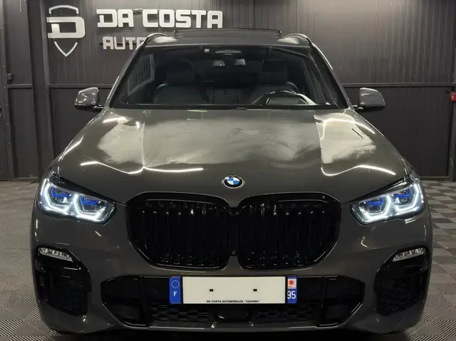 BMW X5 view 4